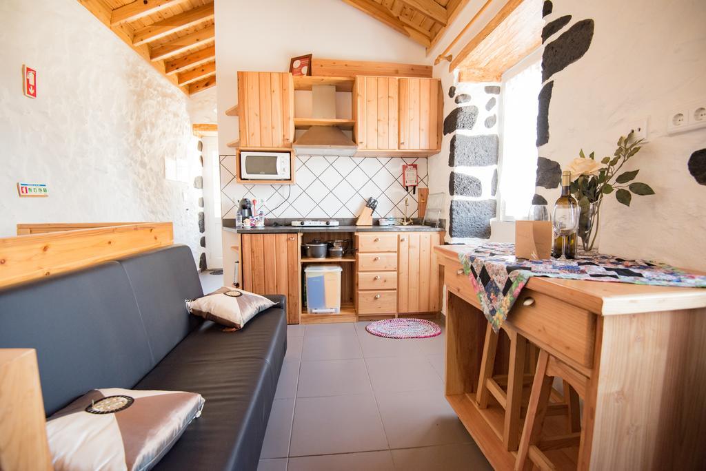Stone Dreams - Namoradeira Calheta de Nesquim Luaran gambar